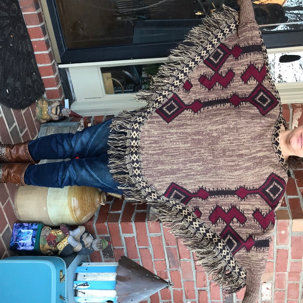 Muk Luk Poncho NWT OS Native American Print NWT - Picture 2 of 8